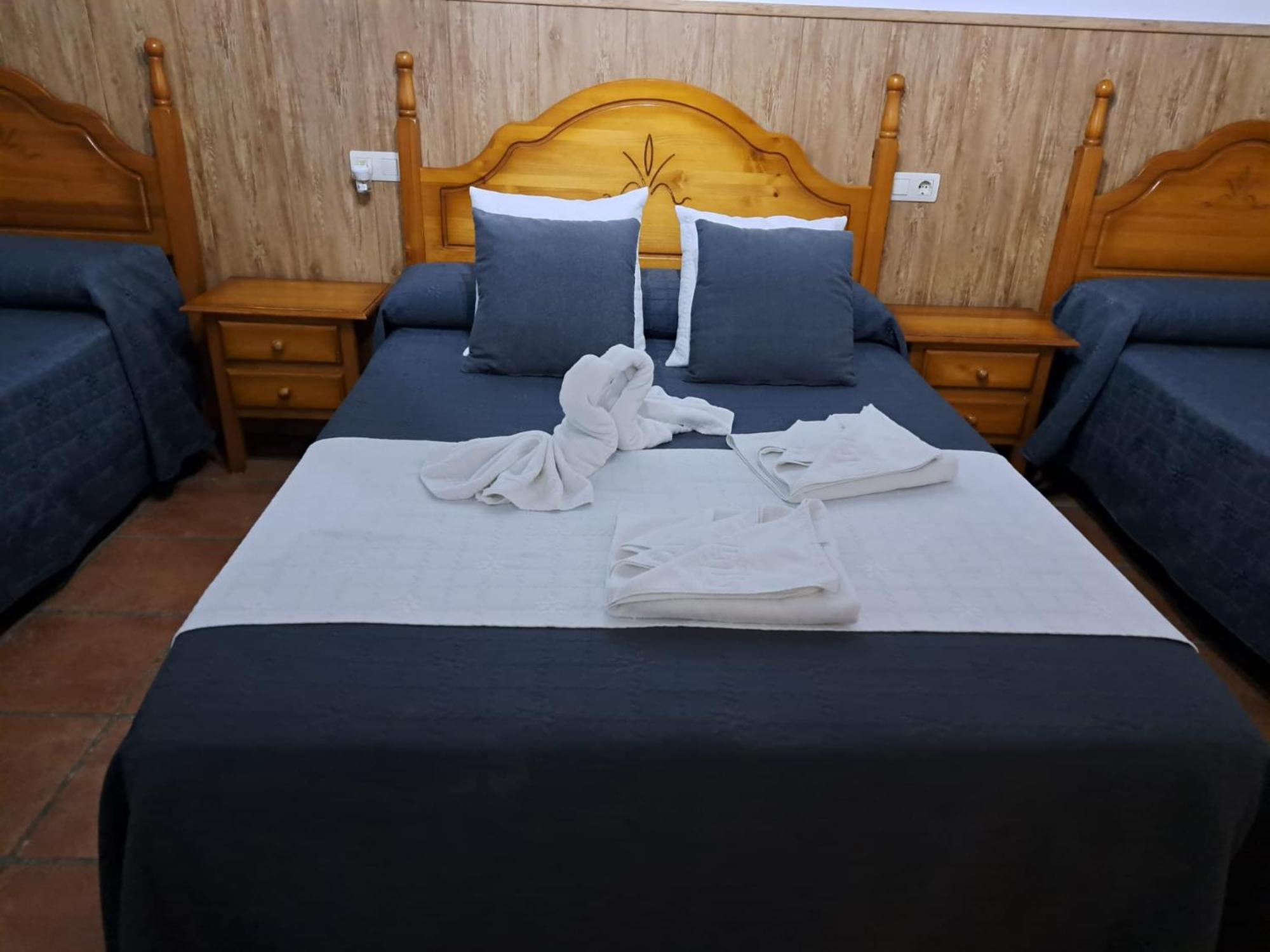 Hostal Brenaverde Гаусин Экстерьер фото